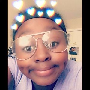 Meet your Posher, Brieya